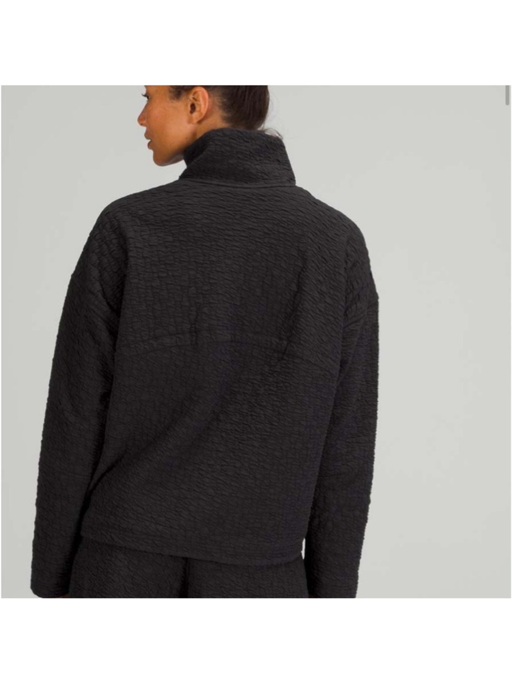 Lululemon black Rippled full
Zip quilted jacket - Picture 4 of 8